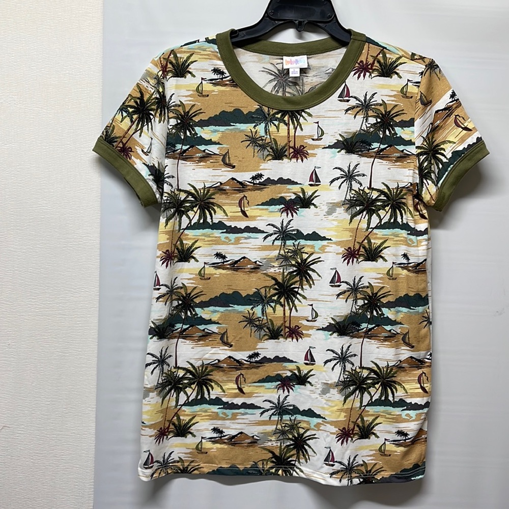 LULAROE UNKNOWN STYLE SHIRT SZ L UNISEX NEW WITHOUT TAGS
